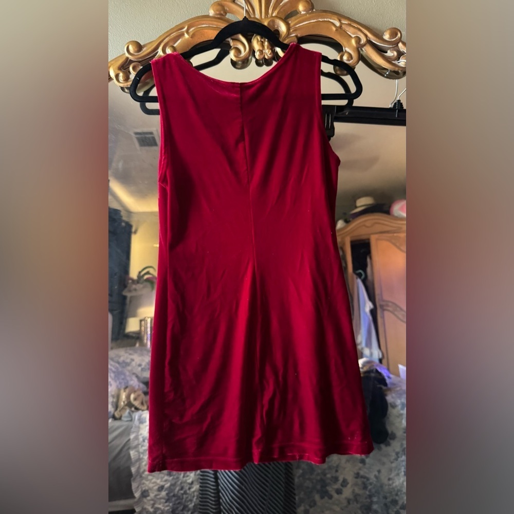 Red Sleeveless velvet Dress - Picture 4 of 4